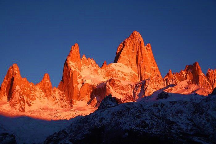 Dzień 9 Laguna z widokiem na Fitz Roy Po śniadaniu zapraszamy na 8 godz.