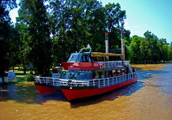 Dzień 12 Argentyńska Szwajcaria Po śniadaniu przejazd do Tigre (70km).