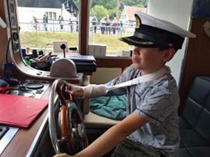 Mini golf podobał się wszystkim, ale nie udało nam się przejść wszystkich dołków. Zabrakło czasu. Było jeszcze miasteczko indiańskie i poszukiwanie złota oraz strzelanie z łuku.