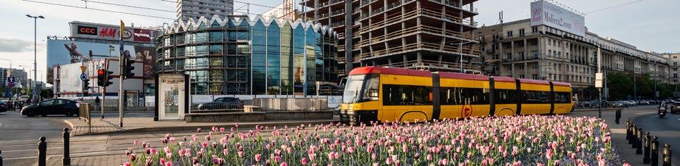 5. Wypadki z udziałem pojazdów komunikacji miejskiej Zdarzenia z autobusami W 2018 roku odnotowano 155 wypadków z udziałem pojazdów komunikacji miejskiej.