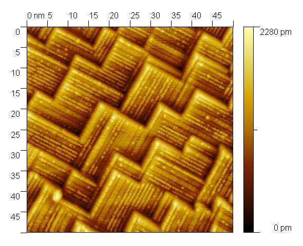 Przykłady obrazów STM Obraz powierzchni krzemu o