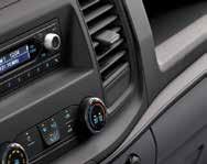 włączane światła Automatycznie włączane wycieraczki 1 200,- 600,- 900,- Radio My Connection z 4,2" kolorowym wyświetlaczem Pakiet poprawiający widoczność Premium: Radio SYNC 3 z 8 kolorowym ekranem