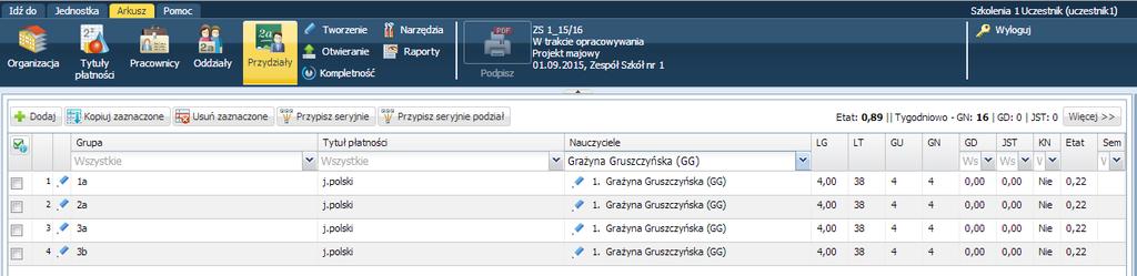 56 Materiały dla uczestnika instruktażu Ćwiczenie 11. Przeglądanie przydziałów nauczycieli 1. Wyświetl w tabeli przydziały wybranego nauczyciela. Skorzystaj z filtra dostępnego w kolumnie Nauczyciele.