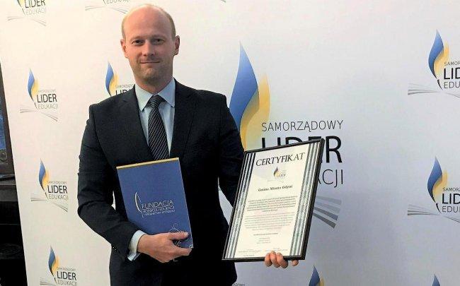 Gdynia - Samorządowy Lider Edukacji Gdynia po raz kolejny otrzymała tytuł Samorządowego Lidera Edukacji.
