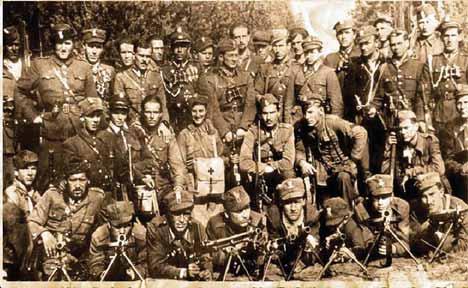 Oddział mjr. Hieronima Dekutowskiego Zapory, Lubelszczyzna, 1946 r. lążki konspiracji podporządkowujące się z upływem czasu Związkowi Walki Zbrojnej (ZWZ), przemianowanej 14 II 1942 r.