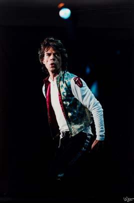 244 DAVID LEFRANC (1965) Mick Jagger odbitka żelatynowo-srebrowa/papier fotograficzny, 80 x 53 cm (arkusz) sygnowany, numerowany i opisany na odwrociu: 'Mick Jagger-Rollings Stones in Concert at