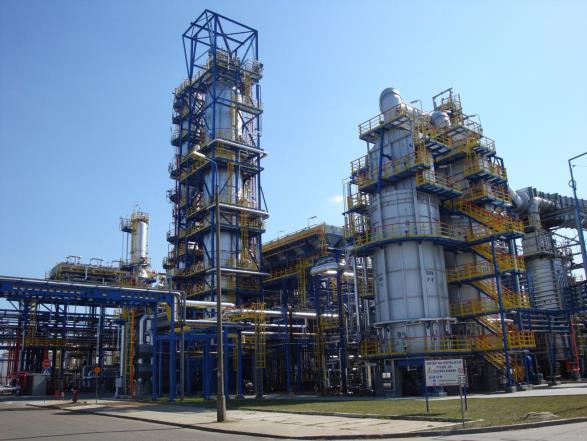 pd nadzrem INiG-PIB Instalacja: HDS 520-2,4 mln t/rk, - katalizatry CM i NiM - ciśnienie 6 MPa Przebieg testów: - 1000 t leju rślinneg, 5 i 7 % (m/m) we