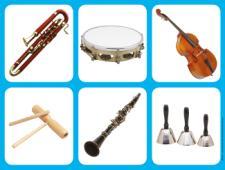 Szukaj wzrokowo identycznej odpowiedzi, przykładu danej kategorii pojęć muzycznych, danego dźwięku na różnych instrumentach (dzwonki, flet prosty, pianino), na pięciolinii, czy w opisie słownym.