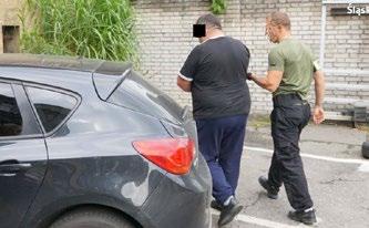 Śledczy pracujący nad sprawą sukcesywnie docierają do kolejnych osób zamieszanych w ten przestępczy proceder. Do tej pory śląscy policjanci zatrzymali w sumie 10 osób, które wprowadziły do obrotu ok.