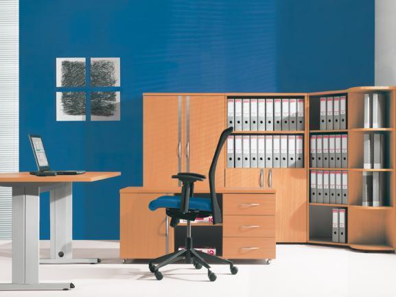 Meble biurowe T-box: Uniwersalny charakter mebli z serii T-Box sprawia, że sprawdzą się doskonale zarówno w biurach i urzędach, jak i w pokoju dziecka w wieku szkolnym.