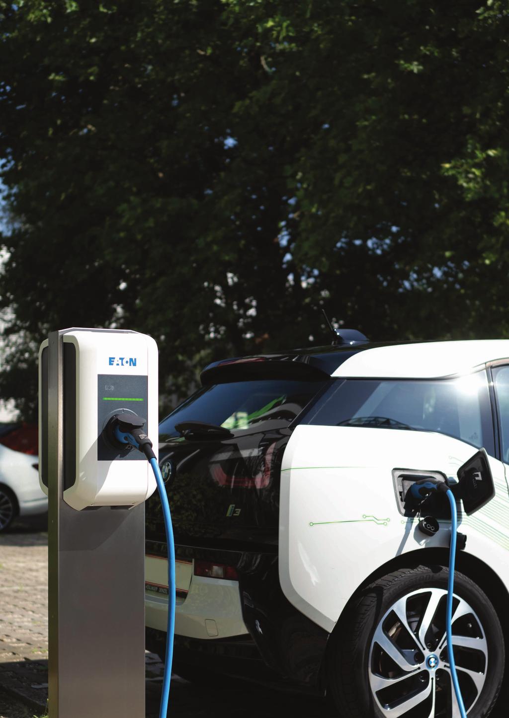 EATON sprawia, że e-mobilność jest możliwa 11 Akcesoria: Akcesoria: podstawy, pokrywy
