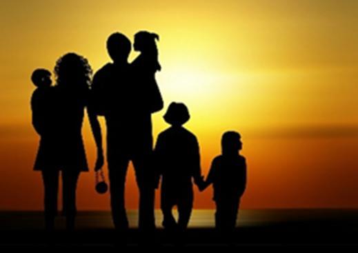 https://pixabay.com/pl/photos/rodzina-dzieci-zachód-słońca-730320/ Temat kompleksowy: Moja rodzina Termin realizacji: 4-8.11.