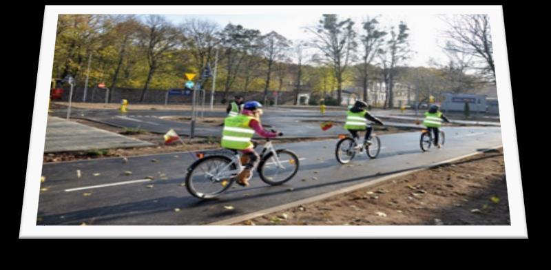 miasteczku rowerowym; Udział aktywny w co najmniej 3 imprezach cyklu przejazd mobilnego zestawu