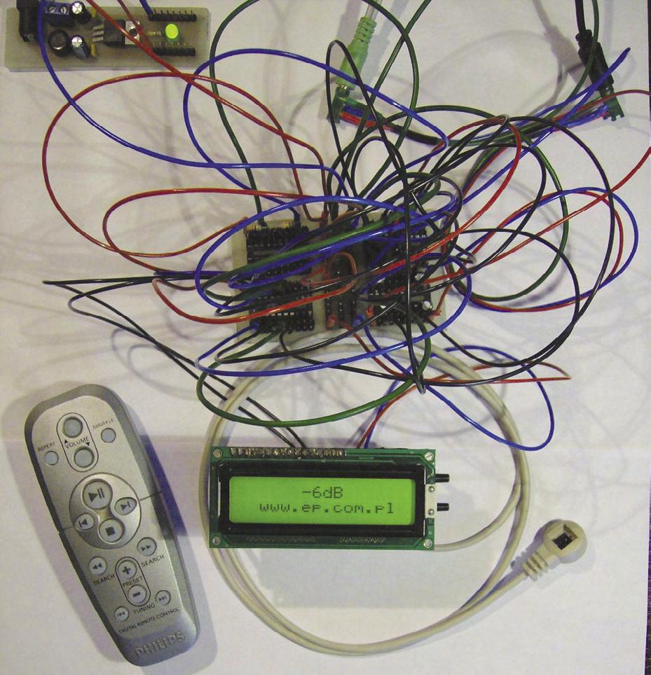 LITEcomp aplikacje Cyfrowy potencjometr audio sterowany pilotem RC5 Prezentowany w artykule, sterowany pilotem RC5, regulator głośności jest kompilacją procedur przedstawianych w trzech poprzednich