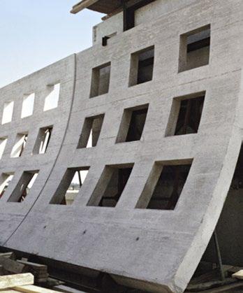 Place budowy z betonem wylewanym Duże projekty stawiają wysokie wymagania w zakresie projektowania, realizacji i jakości zagęszczania betonu.