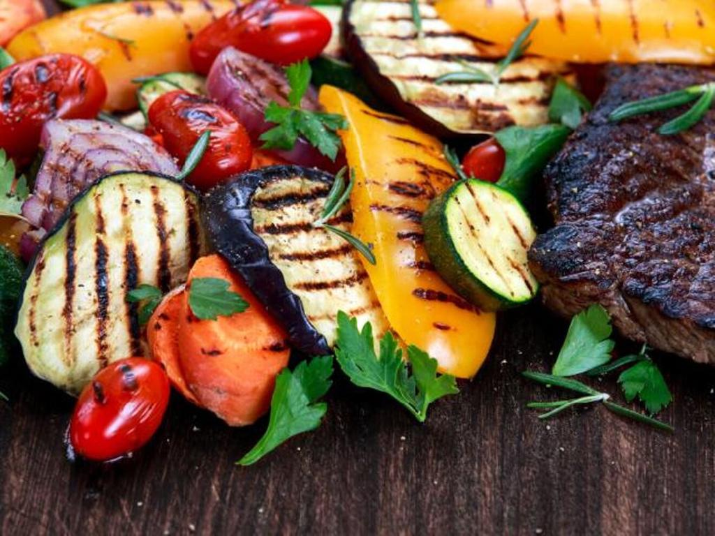 / Group of allergens: 1, 4, 6, GRILLOWANE WARZYWA GRILLED VEGETABLES Grupa