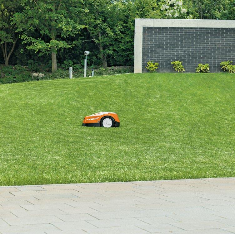 niezastąpione. W zależności od modelu skoszą trawnik o powierzchni do 800, 1500 lub 1700 m².
