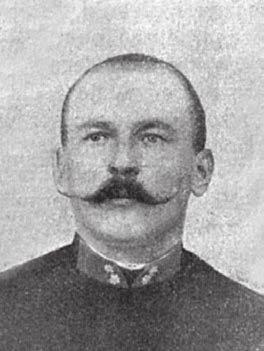 obecnego Zespołu Szkół Zawodowych im. Stanisława Staszica w Grybowie. Michał Huza został pochowany w Grybowie.