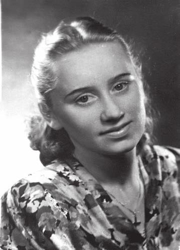 W Gliwicach w latach 1948 1950 prowadził sekcję kolarską w gliwickim kole Polskiego towarzystwa