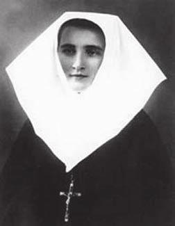 Jadwiga Jastrzębska Błogosławiona S. Katarzyna Celestyna Faron (1913 1944) Katarzyna Stanisława Faron błogosławiona siostra Celestyna 1, urodziła się 24 kwietnia 1913 r.