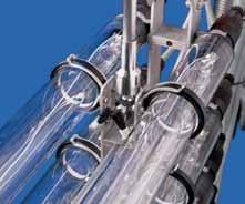 WYPOSAŻENIE DODATKOWE System czyszczenia rur osłonowych Przepływająca przez lampę woda, zawiera w sobie zawiesinę i inne związki, które w dłuższym okresie czasu mogą się odkładać na wewnętrznych