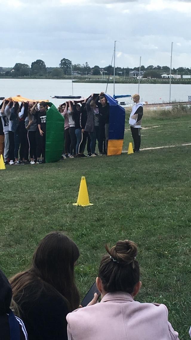 W tym dniu uczniowie klas pierwszych po podstawówce przyszli do szkoły na godzinę