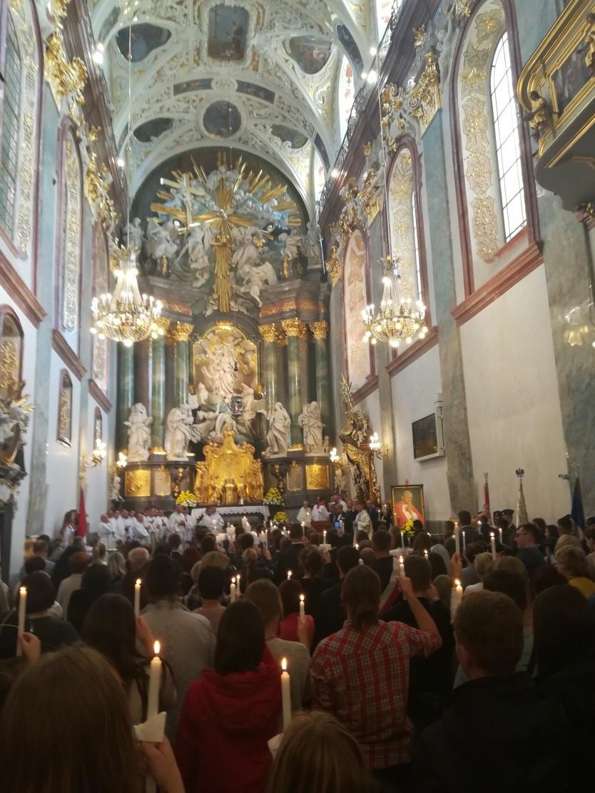 Rozważania były przeplatane pięknymi pieśniami młodzieży z parafii pw. św. Antoniego Padewskiego w Lublinie. fot.