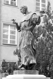 Czy w związku z 40-leciem wyboru papieża Jana Pawła II realizujecie jego nowy pomnik, czy inny projekt związany z tym jubileuszem? Tak, pracuję teraz nad figurą św. Jana Pawła II. Będzie do nieduża statua (ok.