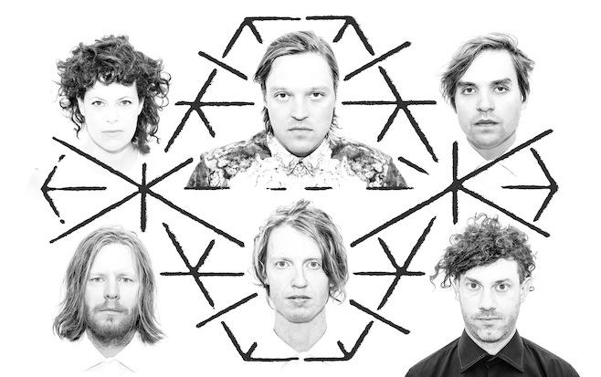 8 Muzyka VOK listopad-grudzień 2013 Przy nagrywaniu czwartego studyjnego albumu Arcade Fire mogli liczyć na solidne wsparcie znanych kolegów. Swój wkład w brzmienie krążka mieli bowiem m.in.