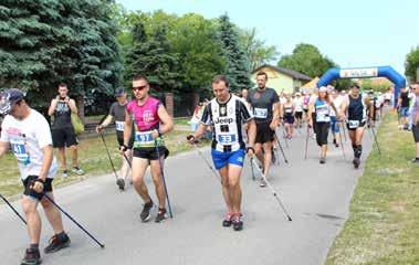 Zainteresowani mogli wziąć udział w biegu na 10 km lub przejść