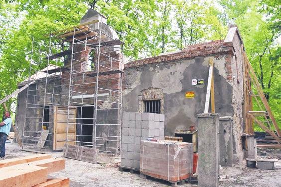 Instalacja jest nieskanalizowana i przy większych deszczach zalewa pobliski teren. Obecne władze naprawiają teraz błędy poprzedników, ale lekko nie jest, bo brakuje pieniędzy i gonią terminy.