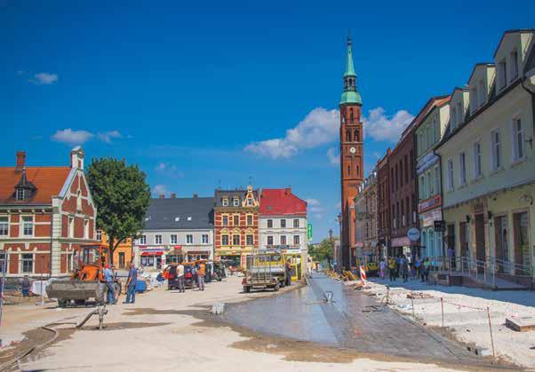 Modernizacja budynku dawnej szkoły nr 5 Wykonawca: Przedsiębiorstwo Handlowe STELLA Andrzej Stella Do końca roku w budynku przy ul. Kościuszki 65 powstanie Centrum Wsparcia Rodziny.