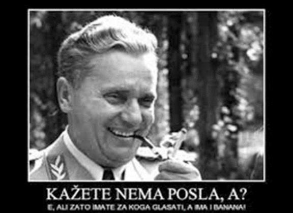 Ów cudzysłów jest znaczący, ponieważ sugeruje fikcyjność ustroju, którego wprowadzenie było przecież jednym z celów obywateli walczących o niepodległość swoich krajów.