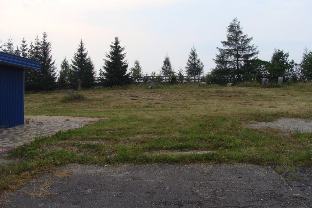 Konieczne jest jego uporządkowanie i wyposażenie w niezbędną infrastrukturę społeczną oraz elementy małej infrastruktury,
