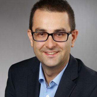 Rada Nadzorcza Ryvu Therapeutics RAFAL CHWAST Członek zarządu i dyrektor finansowy w grupie Nowy Styl.