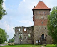 Dodatkowo płatne: Park reptowski oraz przejażdżka łodziami w Sztolni Czarnego Pstrąga (w przypadku zwiedzania kopalni koszt sztolni to +15 zł), Pałac w Tarnowicach Starych, Muzeum Chleba w