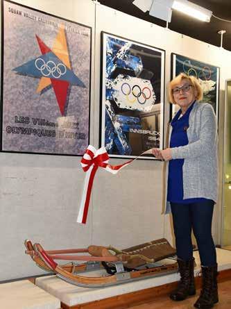 Autorzy plakatów wykorzystywali różne techniki malarskie Zimowe igrzyska na plakatach W Muzeum Sportu i Turystyki w Karpaczu zaprezentowano wystawę plakatów z zimowych igrzysk olimpijskich,