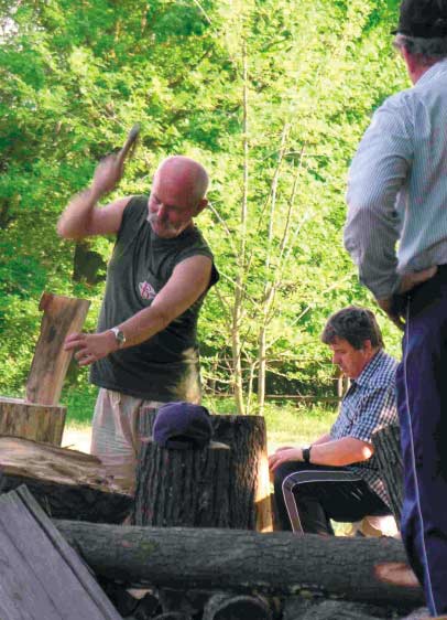 kultura Forum twórców ludowych Ju po raz drugi w gospodarstwie agroturystycznym Urszuli i Miros awa Pietruczuków w Krz towie spotkali si twórcy ludowi i nieprofesjonalni z województwa ódzkiego.