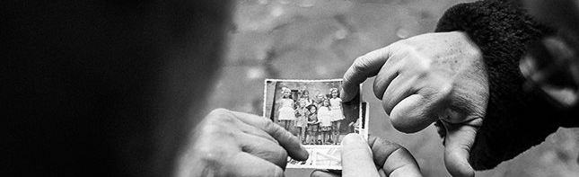 03 UWAGA! Siatka kontaktów Podejdź do swojego zadania metodycznie. Przyporządkuj działania kolejnym etapom: Czym jest lokalna społeczność? ETAP DIAGNOZY Poznaj historię i rozpoznaj potrzeby.