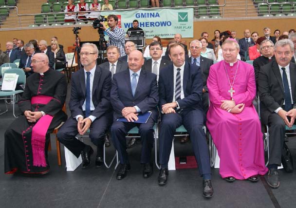 Po różnorodnych wydarzeniach rozpoczętych już w styczniu, nadszedł w końcu czas na centralne uroczystości tego wyjątkowego Jubileuszu. Rozpoczęły się one 10 października mszą świętą w kościele pw.