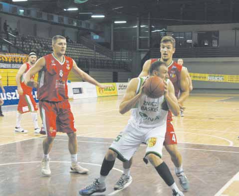 WYDANIE POWIATU PRUSZKOWSKIEGO I GRODZISKIEGO Dąbrowa Górnicza pokonana KOSZYKÓWKA Znicz Basket Pruszków po emocjonującej walce pokonał u siebie Dąbrowę Górniczą 78:68, choć po 10.