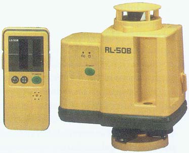 Rys. 13. Niwelator laserowy [1, s. 209] Rys. 14. Niwelator elektroniczny [1, s. 209] Teodolit to przyrząd służący do pomiarów kątów poziomych i pionowych w terenie.