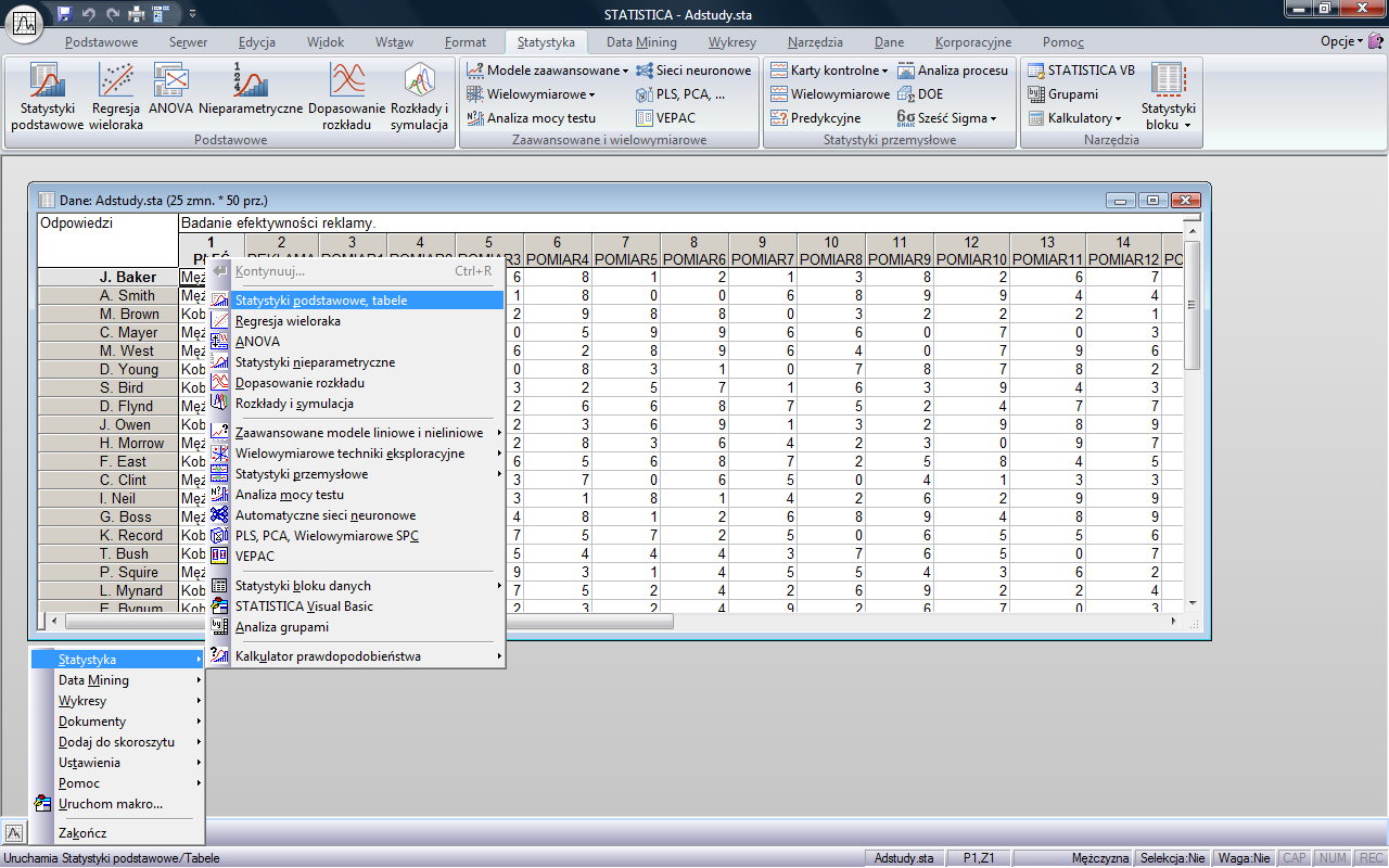 ROZDZIAŁ 2: PRZYKŁADY Możemy też wybrać polecenie Statystyki podstawowe z menu rozwijanego naciśnięciem przycisku umieszczonego w lewym dolnym rogu ekranu.