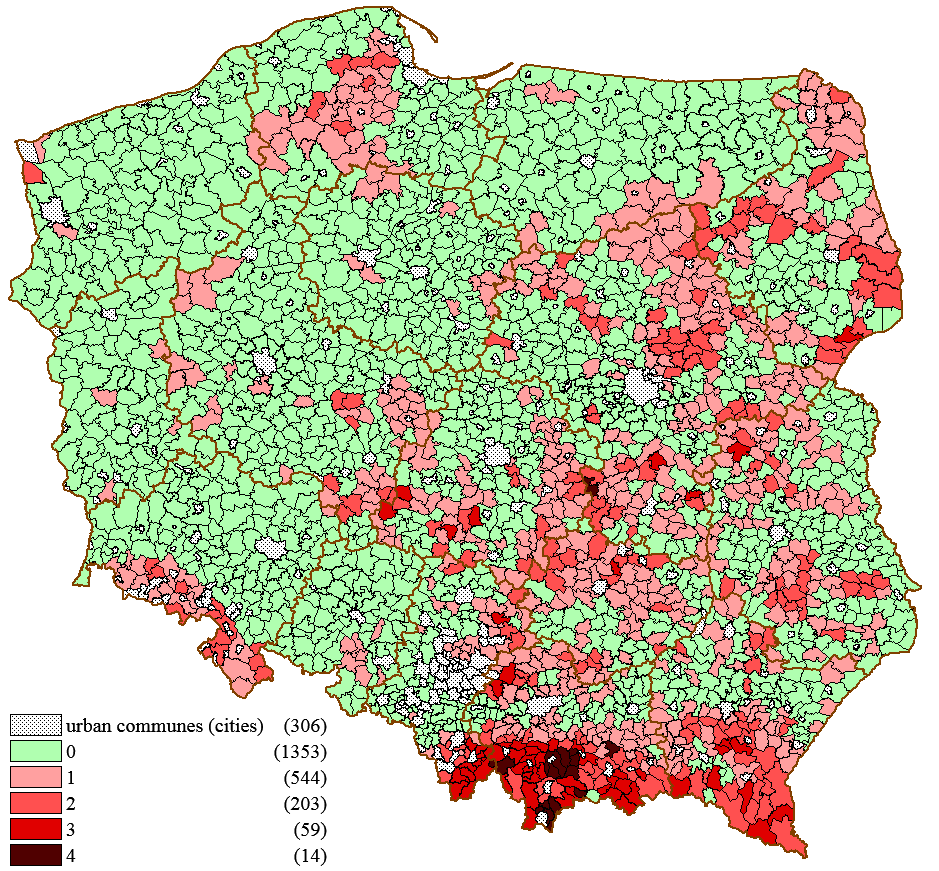 Iwona Pomanek 219 nclude areas meetng at least one of the followng condtons (factors lmtng proper agrcultural producton): fragmentaton of farms (average farm area 1-10 ha, more than 4 plots, average