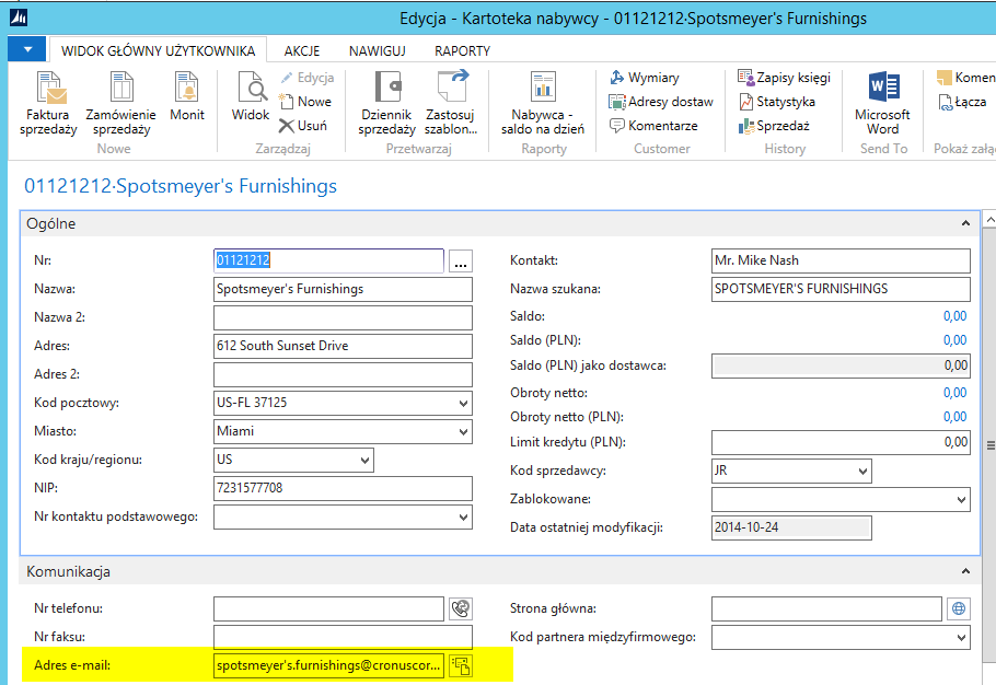 2. Dla włączenia możliwości korzystania z programu Outlook należy uruchomić Działy/Pakiet Tools/Ustawienia pakietu Tools W zakładce "efaktury" należy zaznaczyć pole "Użyj Outlook dla wysyłki