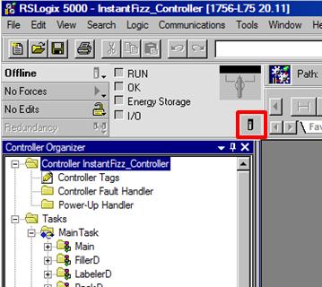 Zabezpieczanie projektów RSLogix5000 i Sterowników Powyższa sekcja przedstawia jak zabezpieczyć zarówno plik projektu RSLogix 5000 sterownika jak i jego sprzętowe zasoby przez FactoryTalk Directory.