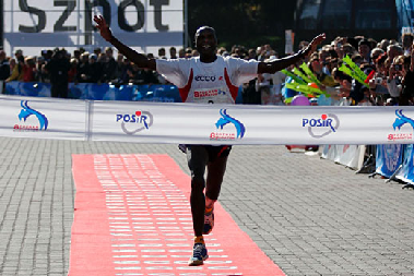 Yuriy Hychun ur 1977 Ukraina Wiek 31 Rekord życiowy: 2:10:59 1m Debno Maraton 2008 Najważniejsze osiągnięcia: 2:14:23 8 m Frankfurt Maraton 2003 2:15:03 3 m Lisbon Maraton 2004 1:03:56 6 m Praga