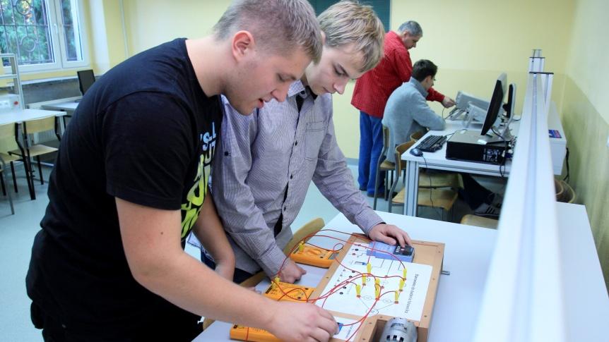 TECHNIKUM MECHANICZNO ELEKTRYCZNE im.