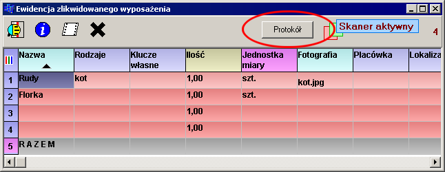 14 Chomik Informacje. Program dostarcza kilkunastu zestawień tabelarycznych i wykresów. Formularze te znajdują się w pozycji menu Informacje. Raport ogólny. Raport o stanie wyposażenia.