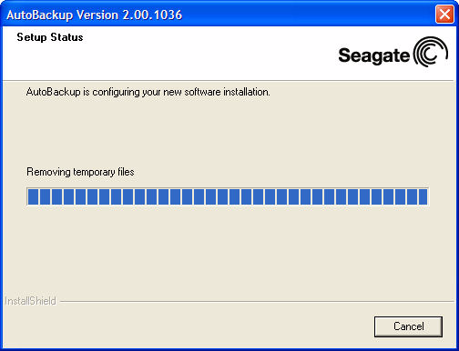 Rysunek 14: Okno Setup Status (Stan instalacji) programu AutoBackup Po ukończeniu instalacji zostanie wyświetlone okno InstallShield